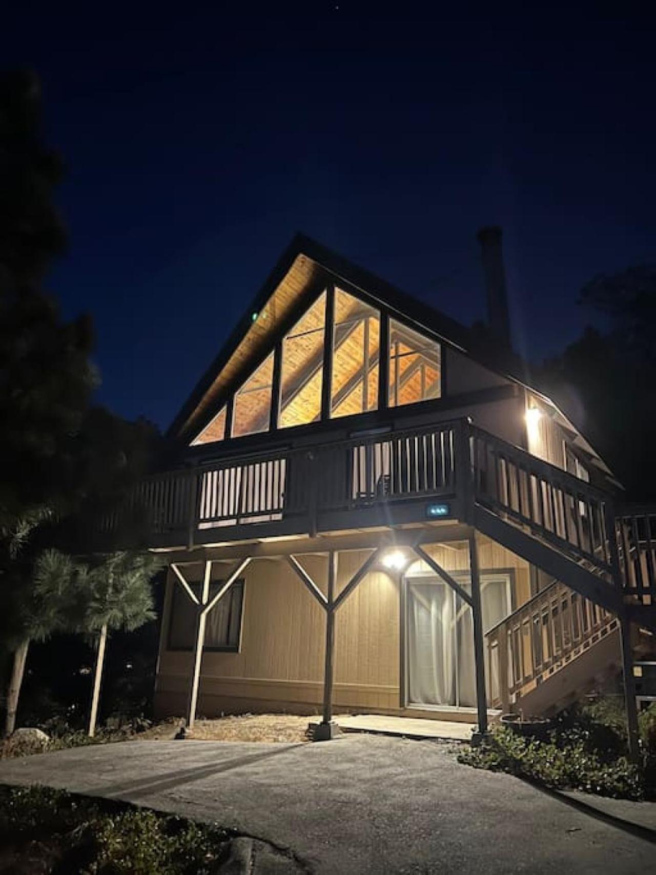 Ev Level 2, Pets Welcome At Sunset Ridge Lake Arrowhead Εξωτερικό φωτογραφία